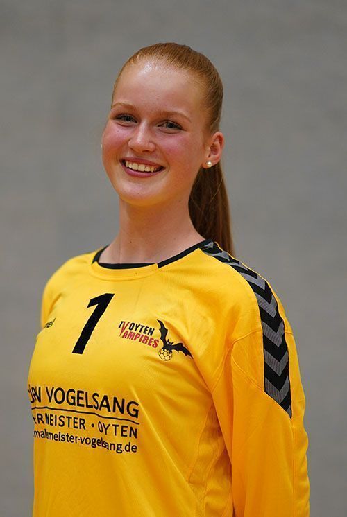 Marie Ast-500×750
